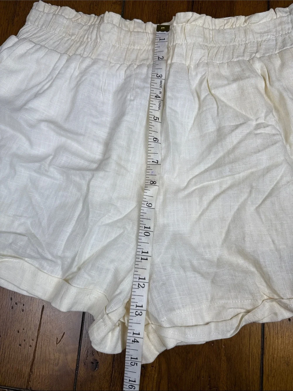 Forever 21 Cream High-Waist Elastic-Waist Women's Shorts Normcore Cottagecore
